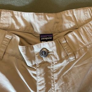 PATAGONIA mens 30 hike/fish khaki athletic shorts